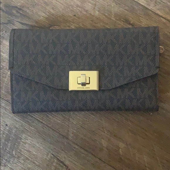 MICHAEL Michael Kors Handbags - Michael Kors Tri-Fold Wallet